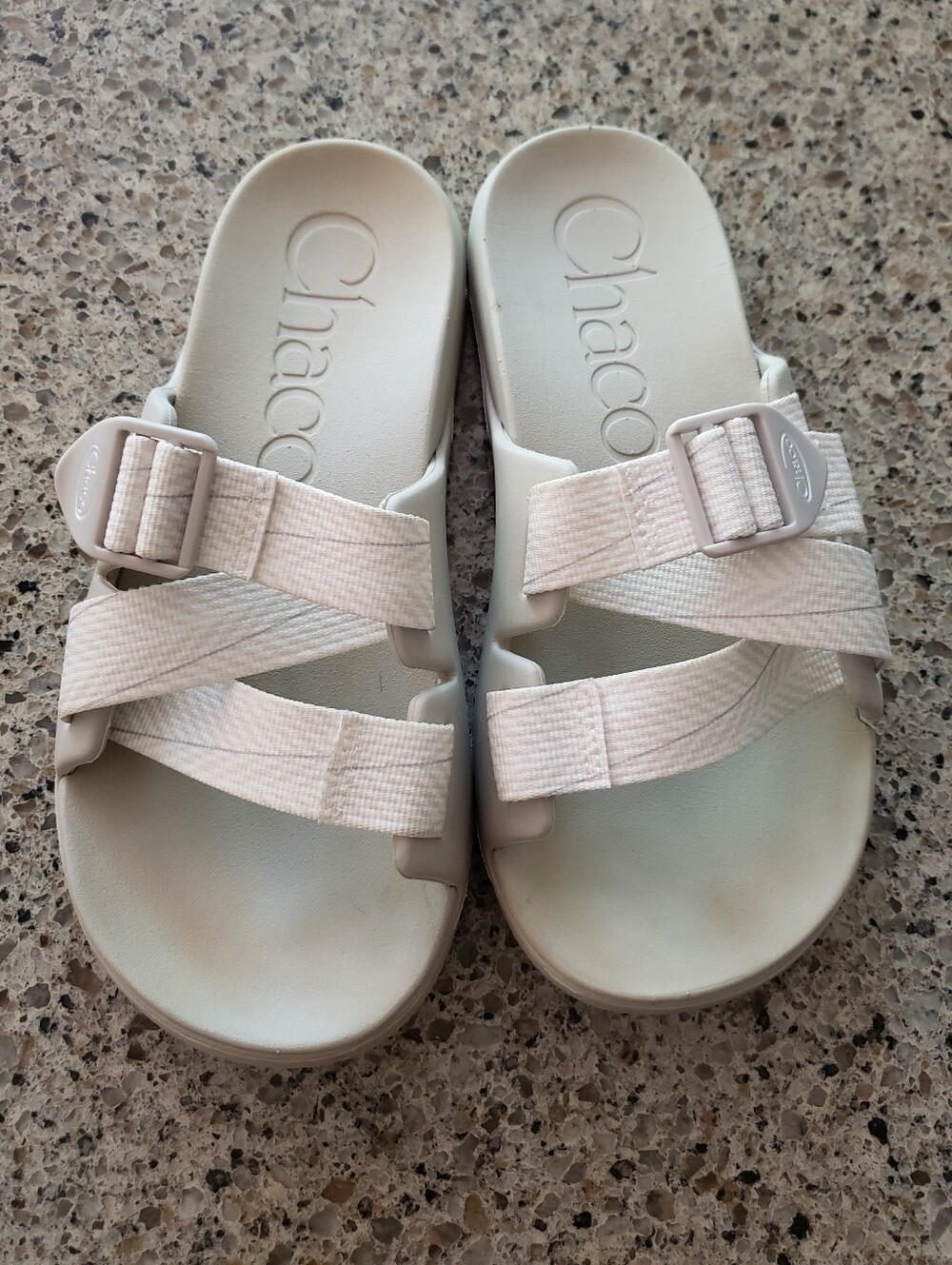Chacos Chillos Beige Slide w/ Adjustable Strap